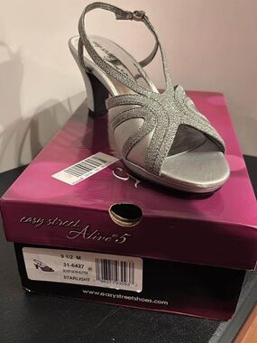 easy street Silver Glitter T-Strap Dress Heel